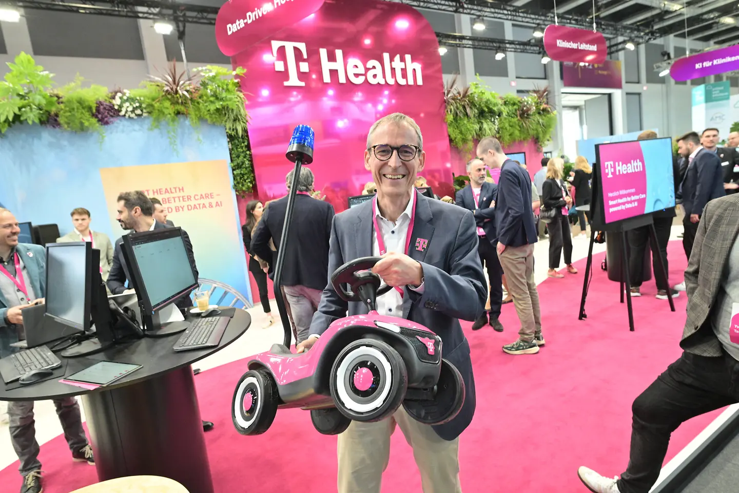The new COO Health, Uwe Heckert at DMEA 2026