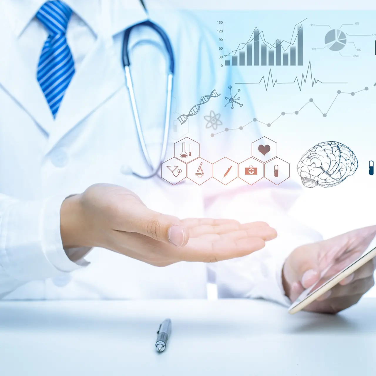 Doktor mit Smarten Gesundheitsdaten